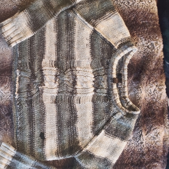 Fox cropped sweater - Picture 3 of 3